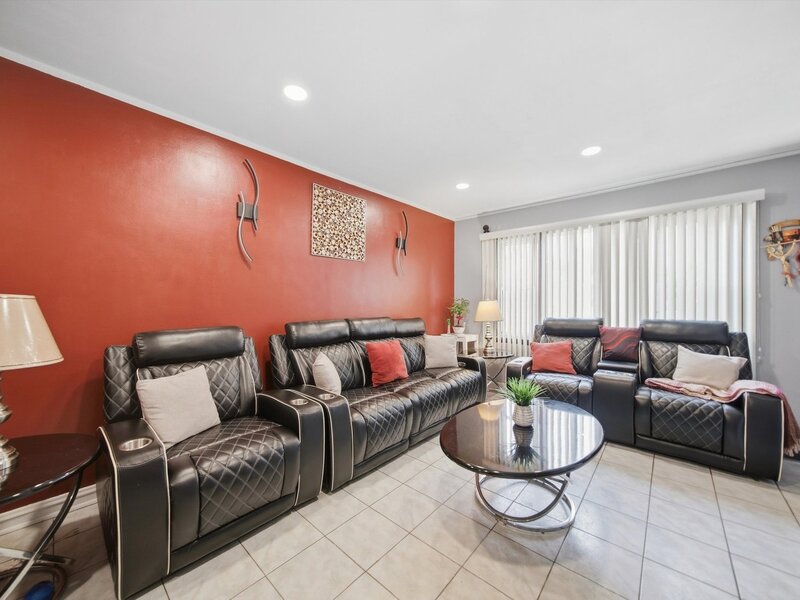 4017 W 58th Street Chicago IL 60629
