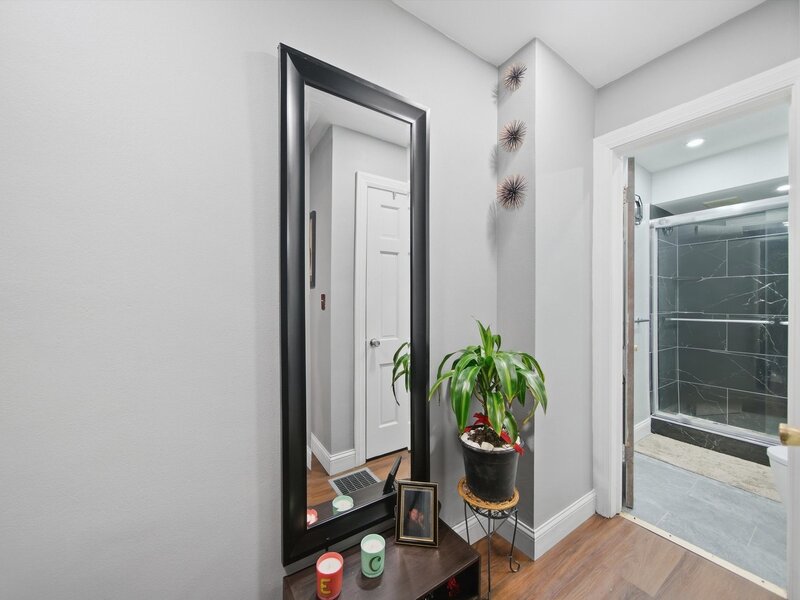 4017 W 58th Street Chicago IL 60629