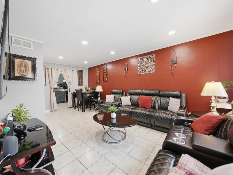 4017 W 58th Street Chicago IL 60629