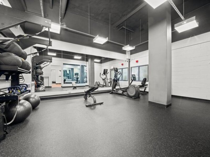3550 N Lake Shore Drive Chicago IL 60657