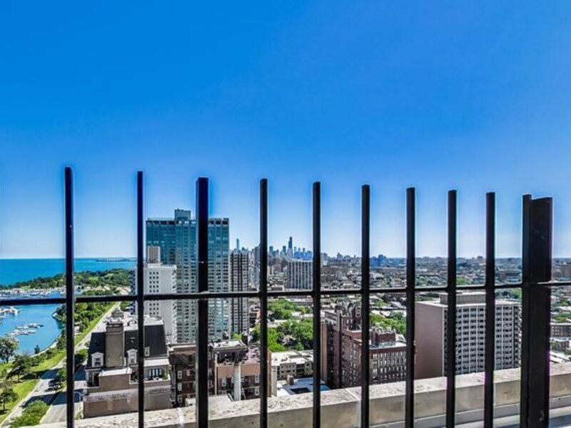 3550 N Lake Shore Drive Chicago IL 60657