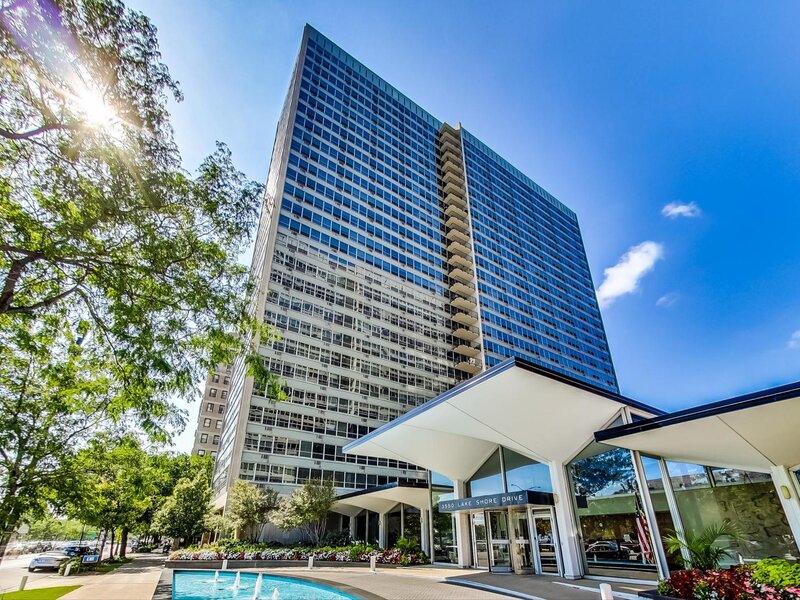 3550 N Lake Shore Drive Chicago IL 60657