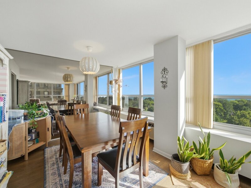 3550 N Lake Shore Drive Chicago IL 60657