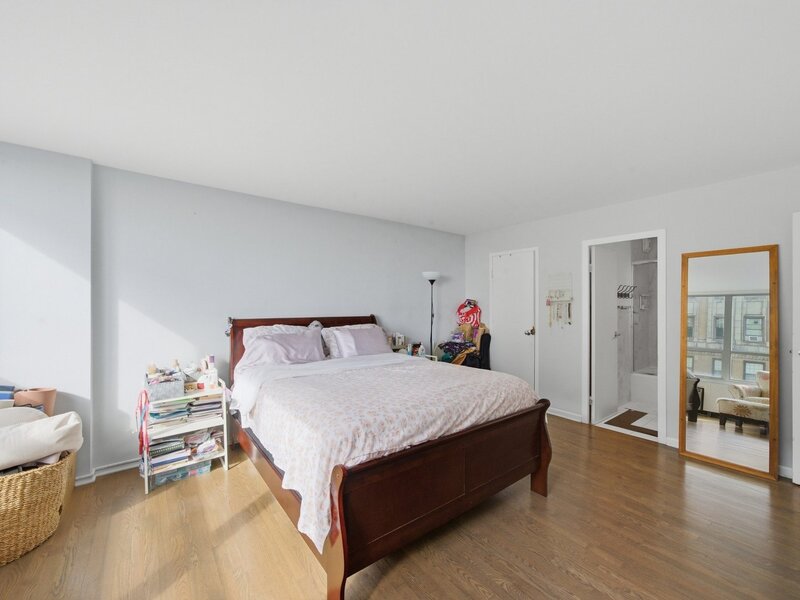 3550 N Lake Shore Drive Chicago IL 60657