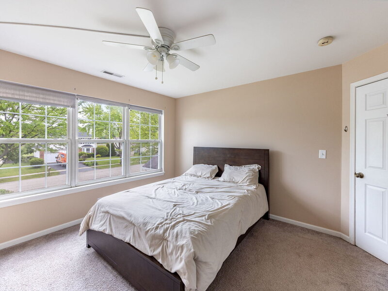 1237 E Greystone Drive Round Lake Beach IL 60073