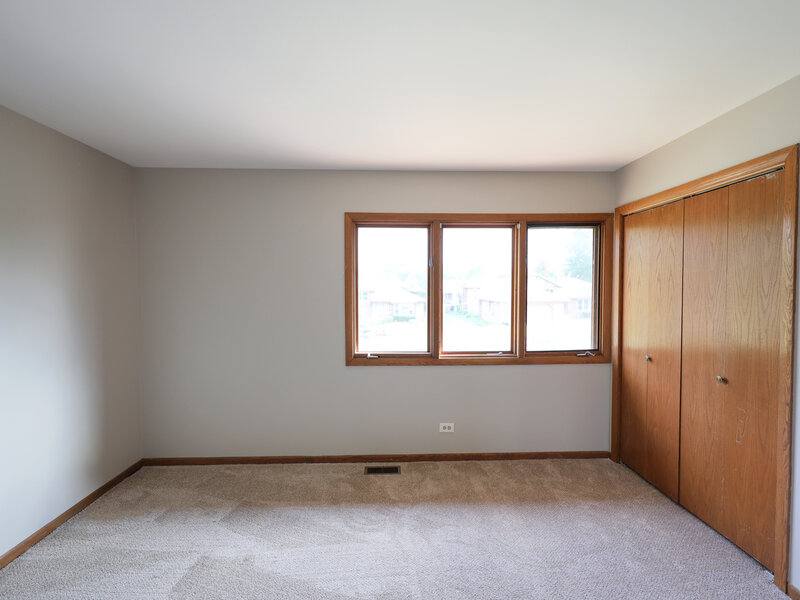 8216 Eynsford Drive Orland Park IL 60462