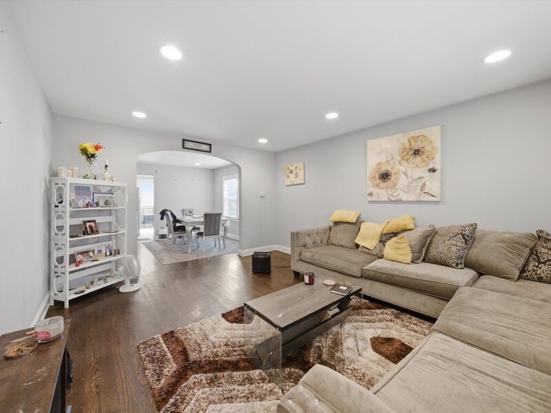 11343 S Green Street Chicago IL 60643
