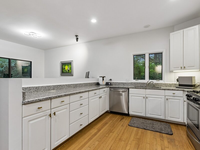 19449 W Forest Lane Mundelein IL 60060
