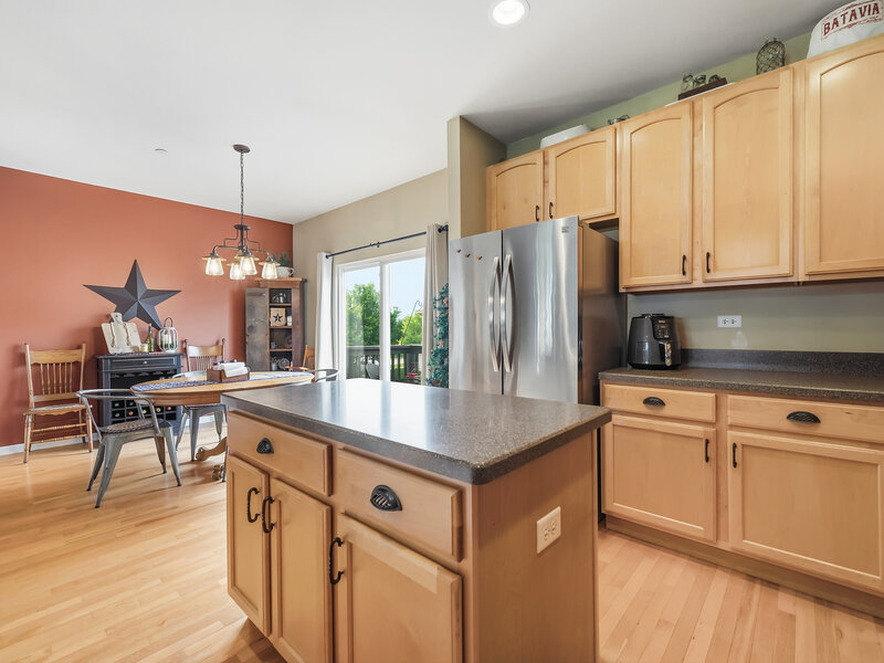 1165 Comiskey Avenue North Aurora IL 60542