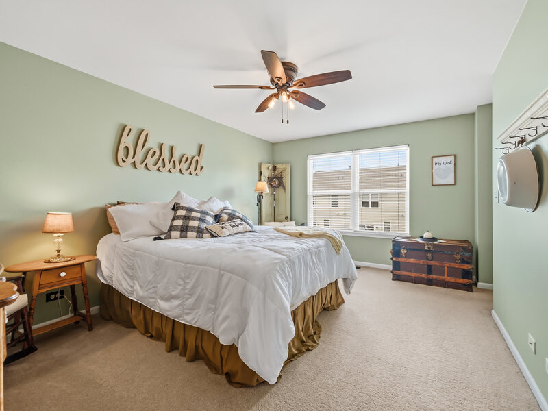 1165 Comiskey Avenue North Aurora IL 60542