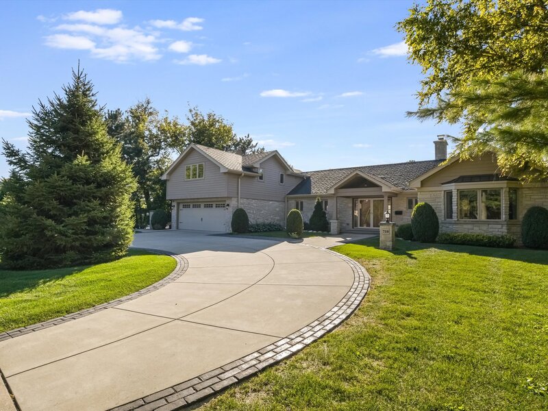 710 N Prospect Avenue Park Ridge IL 60068