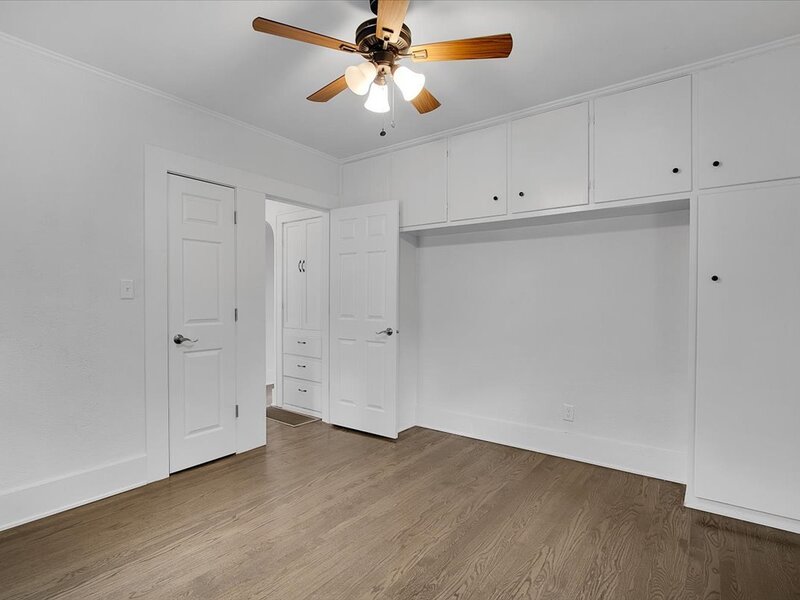 14741 Riverside Drive South Holland IL 60473