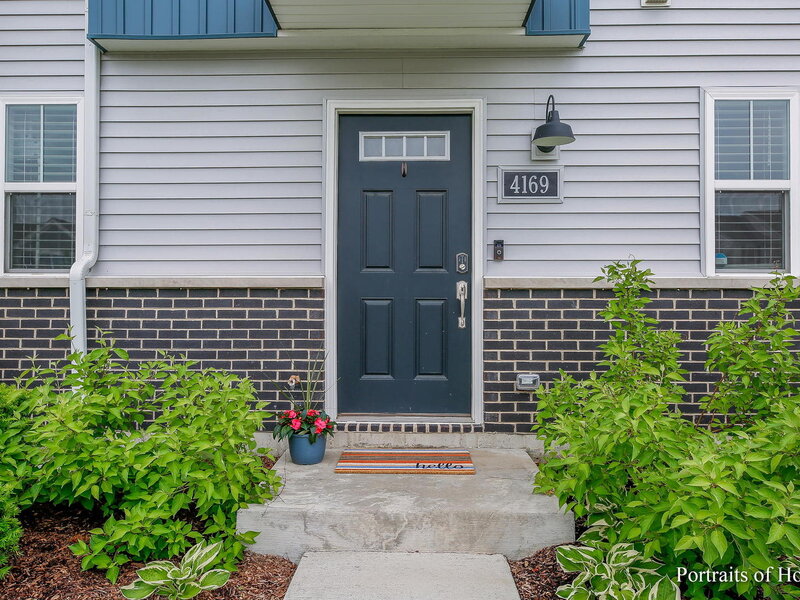 4169 Calder Lane Aurora IL 60504