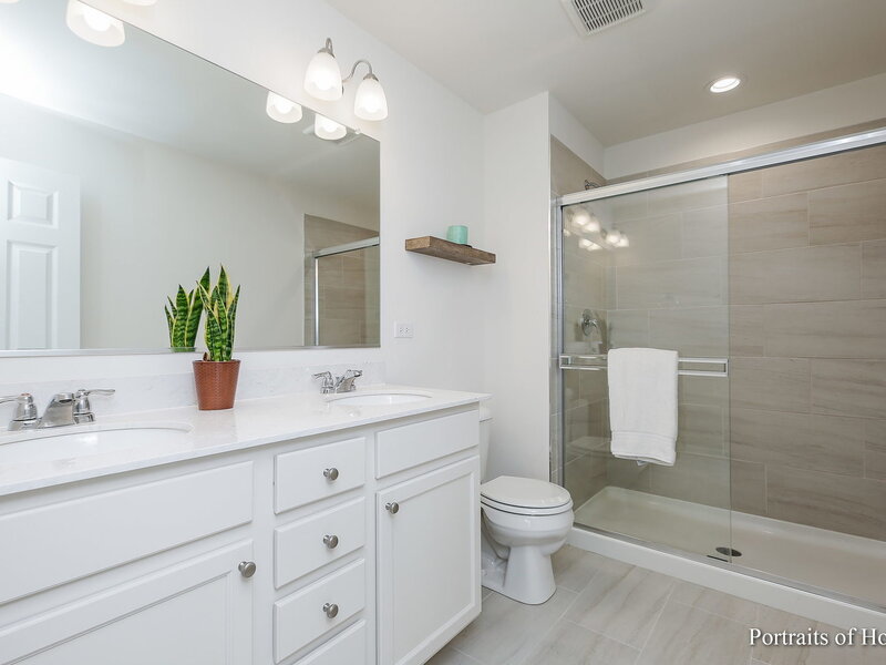 4169 Calder Lane Aurora IL 60504