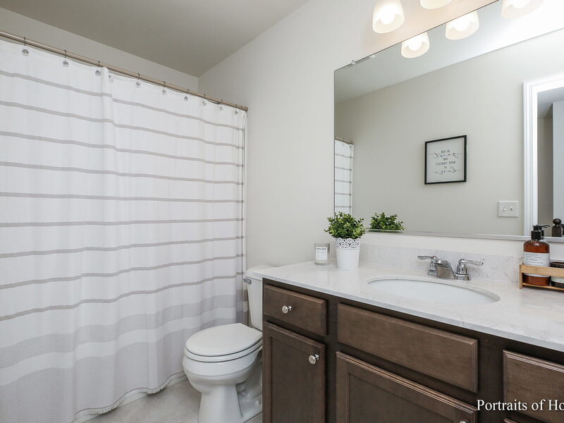 4169 Calder Lane Aurora IL 60504