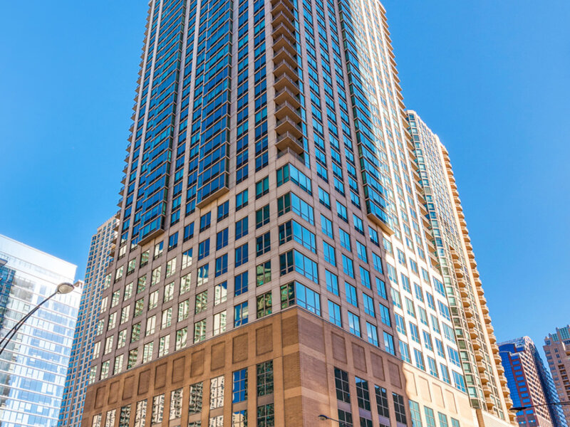 2 E Erie Street Chicago IL 60611