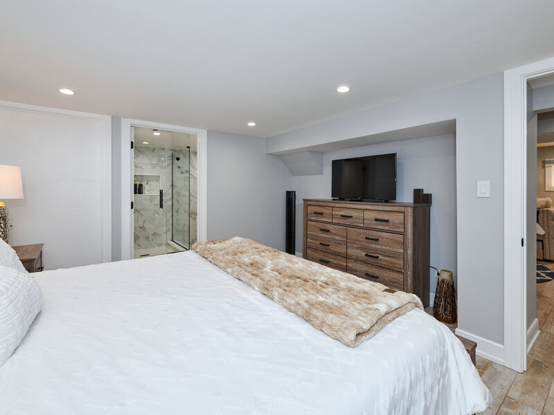 6242 N Kenmore Avenue Chicago IL 60660