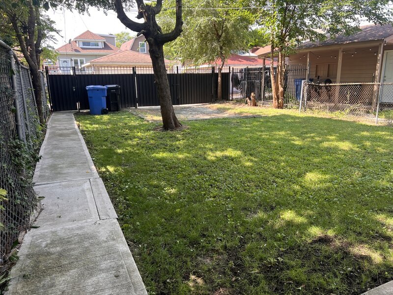 8340 S Paxton Avenue Chicago IL 60617