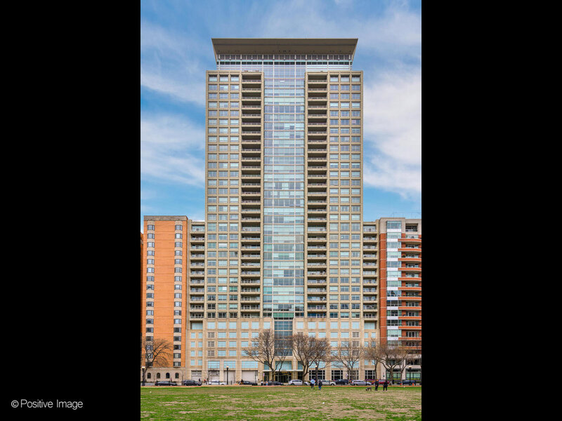250 E Pearson Street Chicago IL 60611