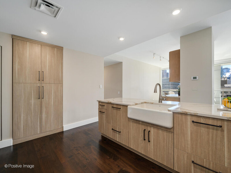 250 E Pearson Street Chicago IL 60611