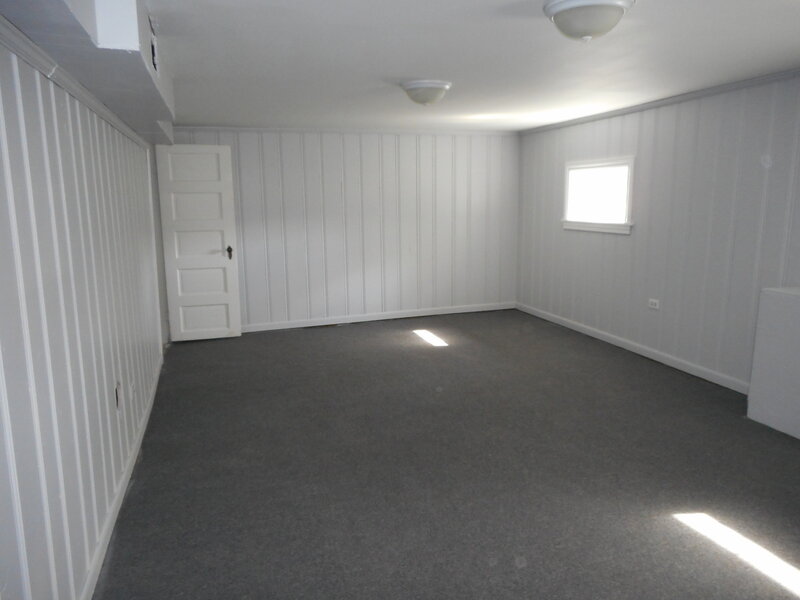 431 W Elm Street Villa Park IL 60181