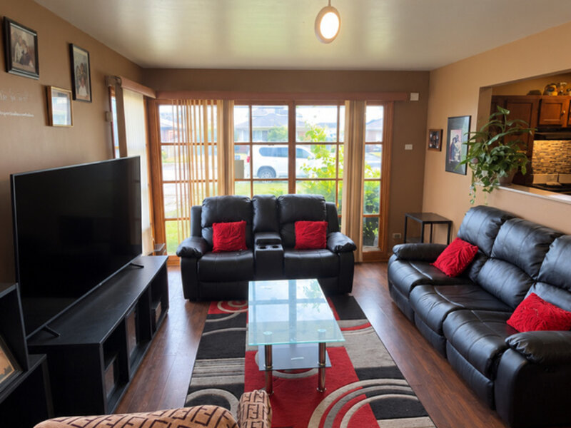 2322 W 157th Place Markham IL 60426
