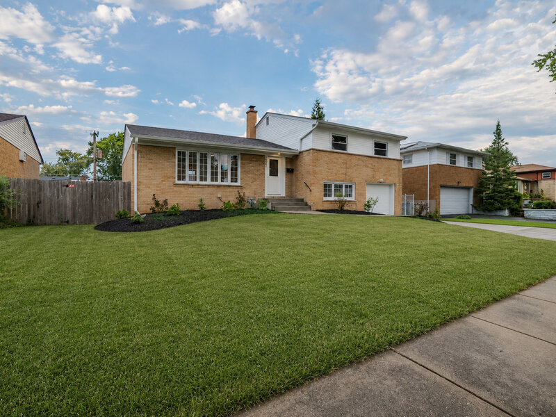 291 Division Street Melrose Park IL 60160