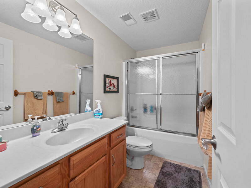 4046 Charles Court Bettendorf IA 52722
