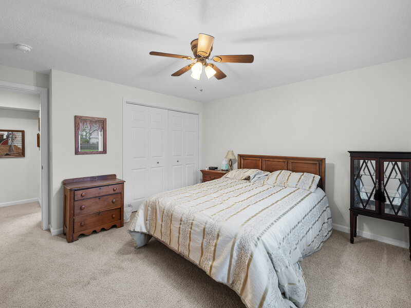 4046 Charles Court Bettendorf IA 52722