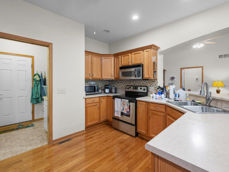 4046 Charles Court Bettendorf IA 52722