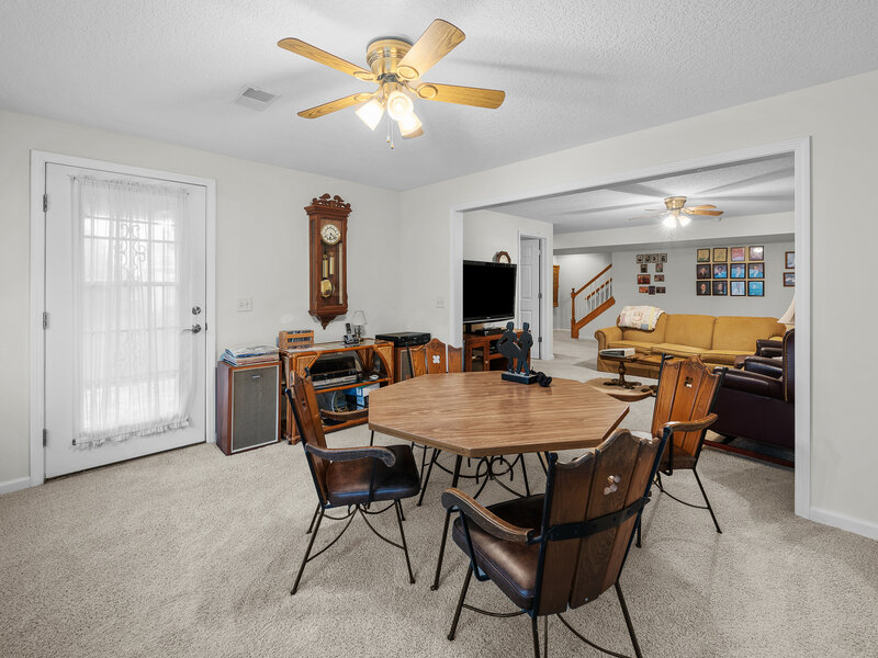 4046 Charles Court Bettendorf IA 52722