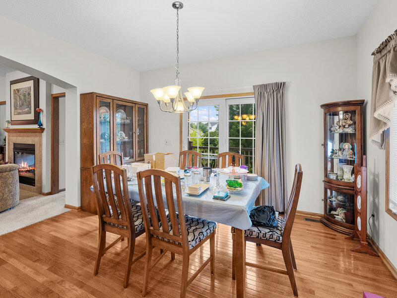 4046 Charles Court Bettendorf IA 52722