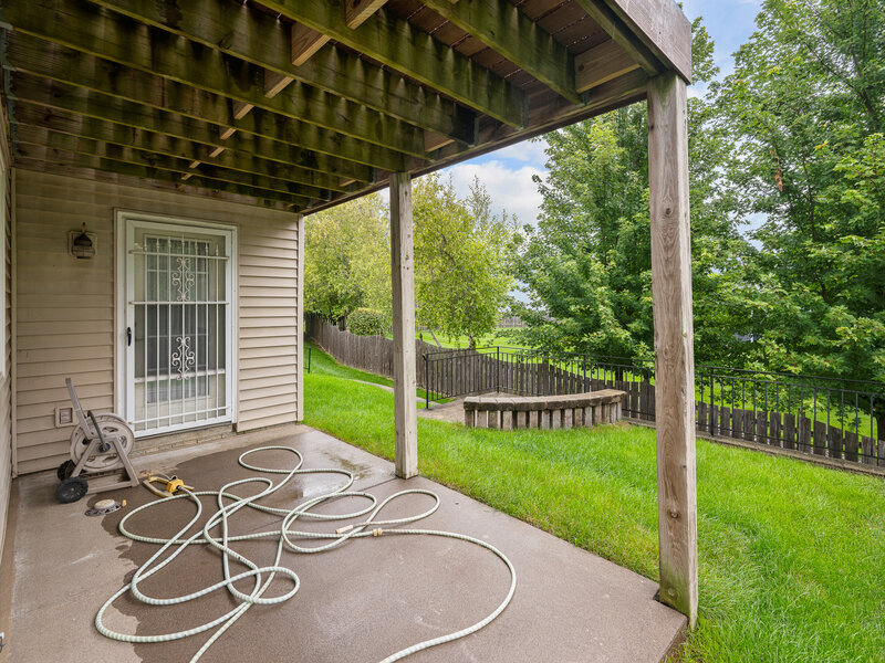 4046 Charles Court Bettendorf IA 52722