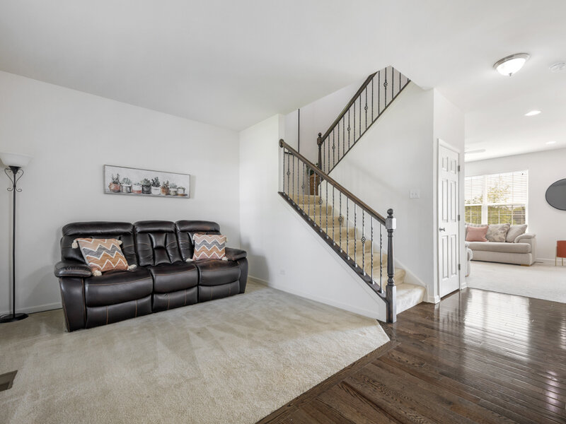 103 Chesterton Drive Volo IL 60020