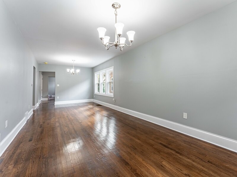 2105 S 7th Avenue Maywood IL 60153