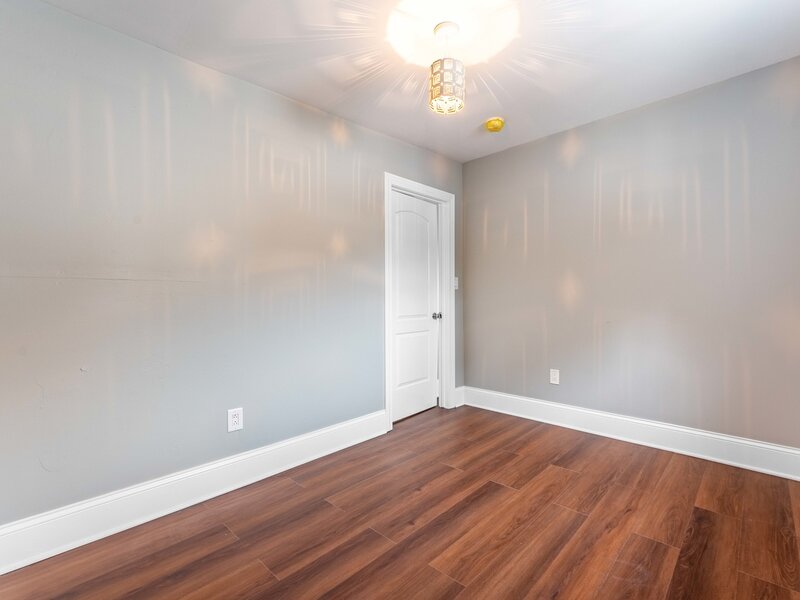 2105 S 7th Avenue Maywood IL 60153