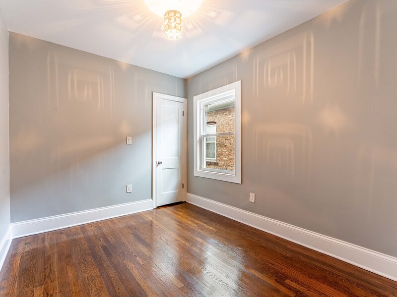 2105 S 7th Avenue Maywood IL 60153