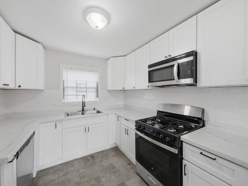 14637 Vincennes Road Harvey IL 60426