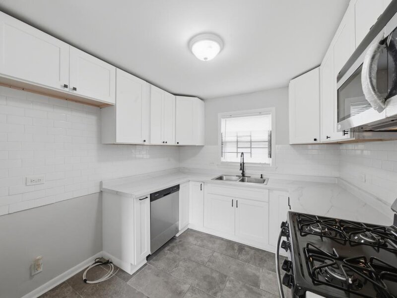 14637 Vincennes Road Harvey IL 60426