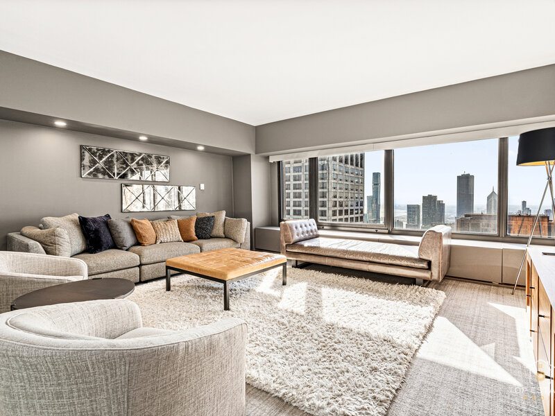 175 E Delaware Place Chicago IL 60611