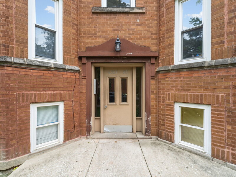 6301 N Richmond Street Chicago IL 60659