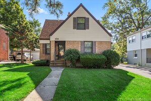 Photo of 1311 Heidorn Avenue Westchester IL 60154