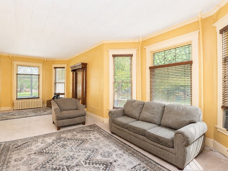 1035 Marquette Street Lasalle IL 61301