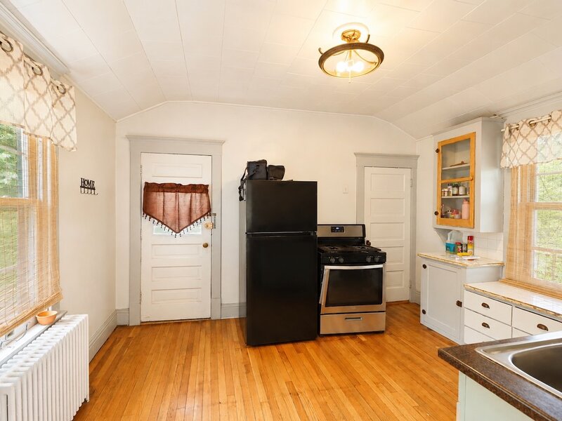 1035 Marquette Street Lasalle IL 61301