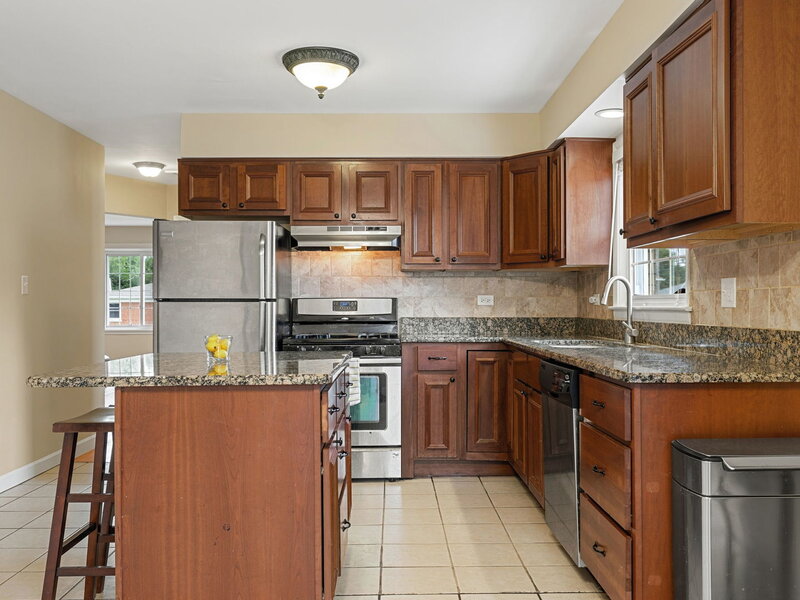 5705 W Maple Avenue Berkeley IL 60163