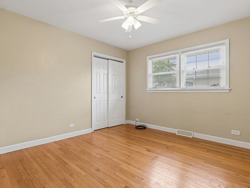 5705 W Maple Avenue Berkeley IL 60163