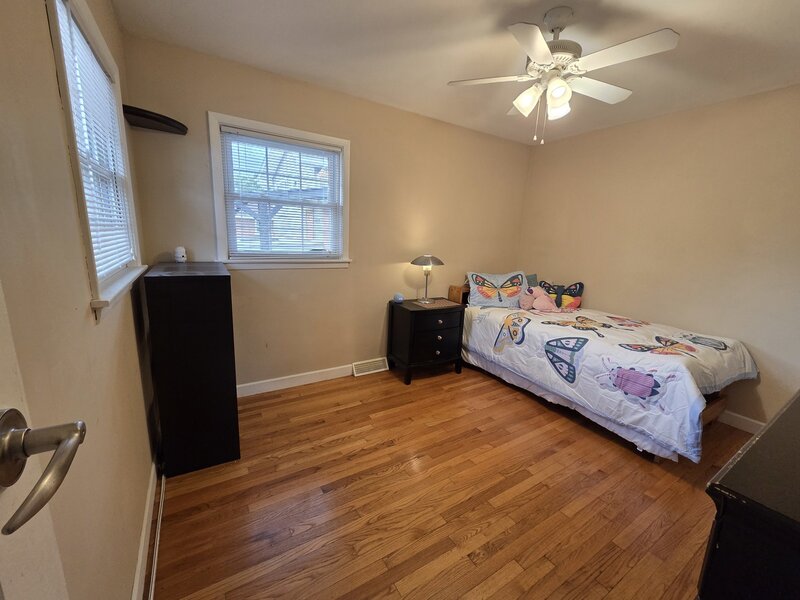 5705 W Maple Avenue Berkeley IL 60163