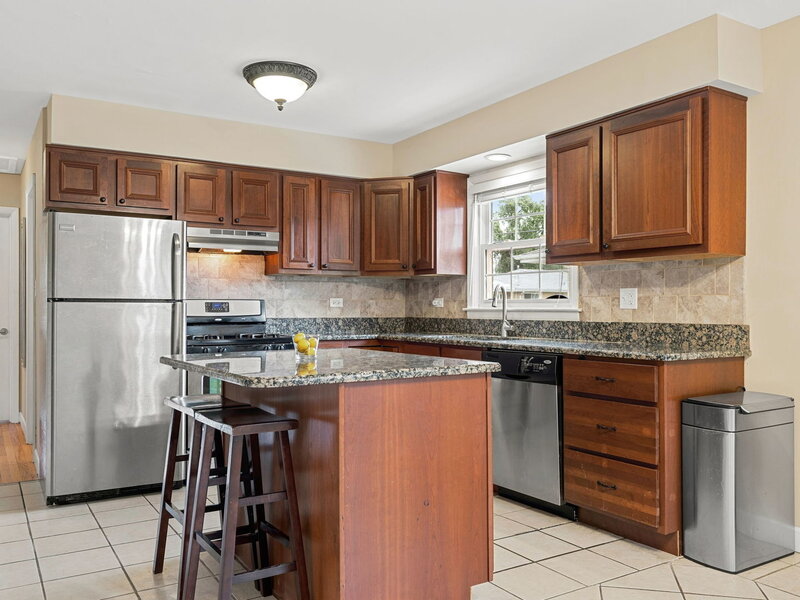 5705 W Maple Avenue Berkeley IL 60163