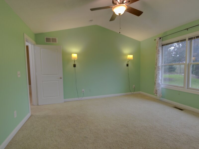 2215 W 59th Street Davenport IA 52806
