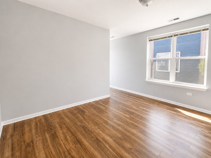 3506 S State Street Chicago IL 60616